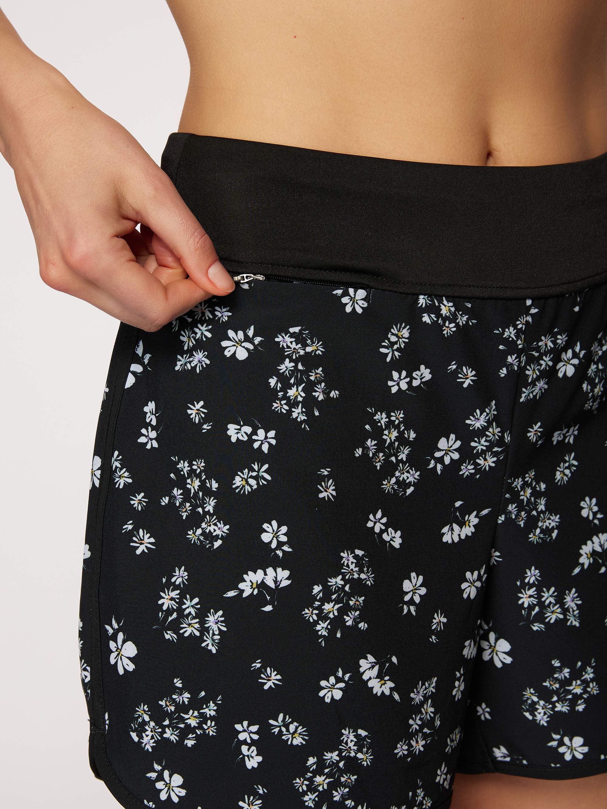 Dock 5" Shorts - Image 3