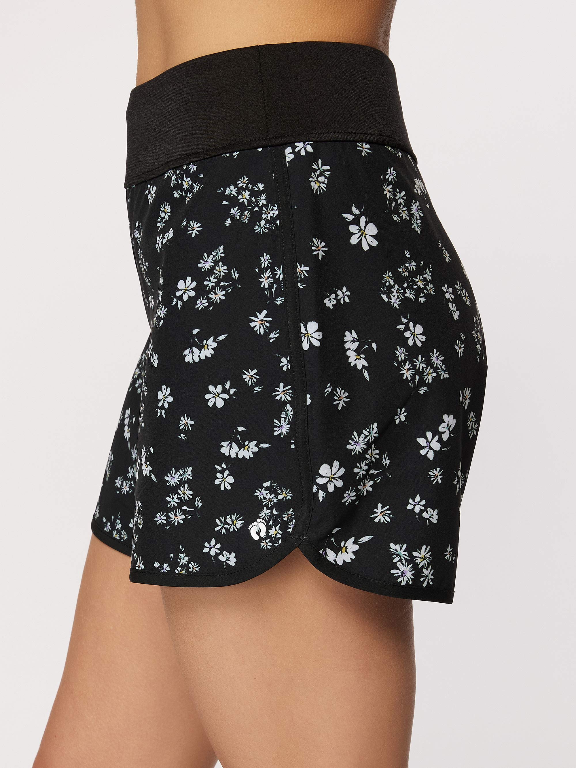 Dock 5" Shorts - Image 4
